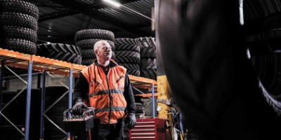 Montarea anvelopelor agricole: iată cum se procedează